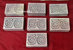 กล่องเครื่องประดับลายดอกไม้หินสบู่ธรรมชาติทรงหกเหลี่ยมทำด้วยมือสวยงาม - Product Image 3
