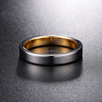 Anillo de carburo de tungsteno negro con banda interior dorada, anillo de boda de 6mm 8mm con corte plano tipo tubo para hombres y mujeres, joyería bicolor al por mayor