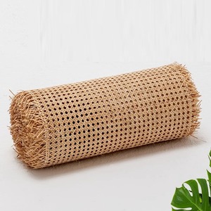 Mejor Venta de cintas de caña de ratán natural hechas a mano venta directa de fábrica rollos hexagonales de tejido de malla de ratán - Product Image 3