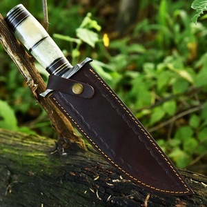 Couteau Bowie droit artisanal en acier Damas A&M ENTERPRISES, manche en os, pour la chasse, le camping et la survie. - Product Image 2