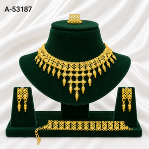 Elegante Collar con Dijes de Boda India, de Latón con Baño de Oro de 24K y Circonitas Creadas en Laboratorio, de Moda, MOLL JEWELLERS, para Mujer, 18 Pulgadas, A-53187 - Product Image 1