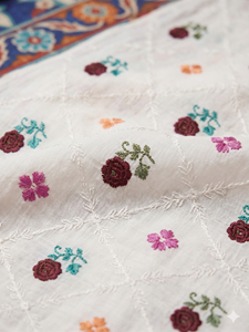 Pañuelo Hijab Largo de Chifón para Mujer, Estilo Africano, Color Rojo, Ligero, Transpirable, con Patrón Geométrico, de Algodón Voile, para Todas las Temporadas - Product Image 3