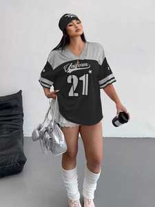 Camiseta Deportiva Unisex Oversize de Malla Estilo Fútbol 21, Camiseta Deportiva Urbana con Logo Personalizado, Top Atlético, Proveedor Mayorista EE. UU. - Product Image 4