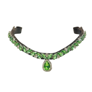 Élégante mèche de tête pour cheval en cristal vert en forme de goutte d'eau avec pendentif en argent pour concours équestres et accessoires d'équitation - Product Image 3