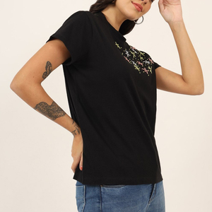 Camiseta de Algodón Negra para Mujer, Cuello Redondo, Manga Corta, Bordado Floral, Corte Holgado, Informal, Primavera Verano - Product Image 3