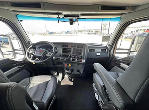 NUEVO Camión Kenworth T480 2025, 8.9L, 6 Cilindros, 3 Ejes, 350hp, Diésel, Clase PX-9, Transmisión Automática, Volante a la Izquierda - Product Image 5