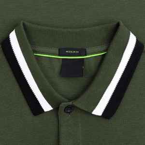 Polo de sport pour homme en jersey polyester léger, séchage rapide, haute qualité, avec boutons. - Product Image 6