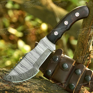 Cuchillo de Supervivencia Personalizable con Hoja de Acero Inoxidable/Acero al Carbono para Campismo y Camioneros - Diseño Multifuncional con Soporte OEM - Product Image 4