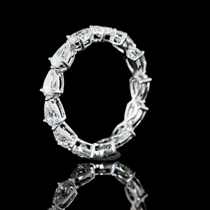 Anillo de Compromiso y Eternidad con Diamante Cultivado en Laboratorio, Corte Pera, en Oro de 10K, 14K, 18K, Plata 925, 935 - Product Image 3