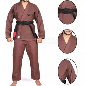 Tenue d'arts martiaux sur mesure de haute qualité, uniforme de karaté respirant à séchage rapide, ensembles d'uniformes de karaté sur mesure fabriqués au Pakistan - Product Image 2