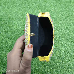 Sac à main brodé de qualité supérieure, élégant sac à main de créateur pour femmes, sac de mariage et de fiançailles brodé écologique - Product Image 2