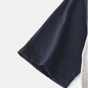 Camiseta y pantalones cortos de gimnasio para hombre en tela suave de alta calidad, cómodos, ligeros y elegantes. Conjunto de pantalones cortos para hombre. - Product Image 6