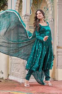 Collection Festive : Ensemble Moderne de Robe Anarkali Sans Manches pour Femme - Idéal pour Diwali, Mariages, Plage, Réversible et Extensible - Product Image 3