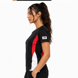 Camiseta holgada de algodón 100% para mujer, personalizada con serigrafía OEM, estilo urbano, transpirable, para venta al por mayor. - Product Image 3
