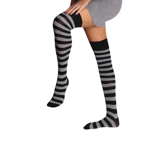 Chaussettes hautes de compression antidérapantes en coton et élasthanne de couleur unie pour femmes, en tissu tricoté écologique, pour cosplay et usage quotidien, OEM ODM - Product Image 5