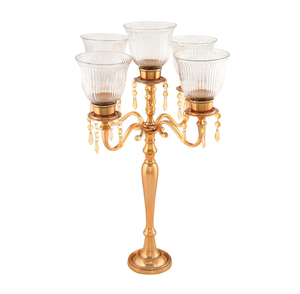 Porte-bougie rustique en fausse corne dorée, orné de plusieurs bougies et de verres élégants. Disponible au prix de gros. - Product Image 6