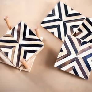 Sous-verres modernes personnalisés en résine époxy et bois, motif géométrique hexagonal, dessous de plat résistant à la chaleur, tapis de table, sous-verres en gros - Product Image 6