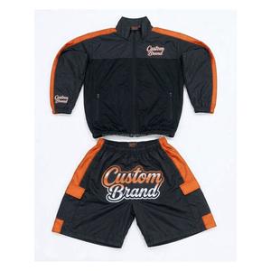 Ensemble de survêtement personnalisé noir et rouge avec blocs de couleur, veste zippée à manches longues et short avec poches, style sportif pour homme, automne - Product Image 4