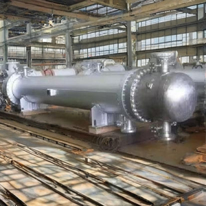 Échangeur de chaleur automatique à calandre tubulaire en acier inoxydable pour la fabrication d'aliments et de boissons, à haut transfert de chaleur, avec moteur - Product Image 1