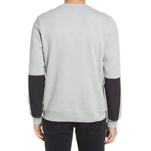 Sudadera de Cuello Redondo Gris Claro para Hombre con Bolsillo con Cremallera Negro, Corte Regular, Informal, de Punto, de Algodón, para Otoño - Product Image 4