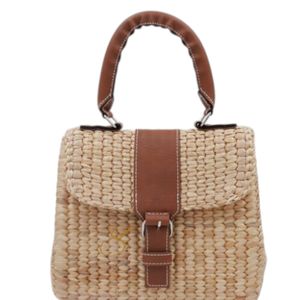 Sac en paille de jacinthe d'eau tissé à la main : Sac fourre-tout d'été avec poignée en cuir - Product Image 3