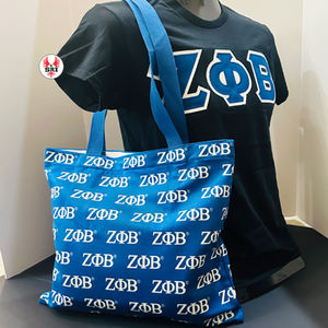 Sac fourre-tout en polyester matelassé brodé de la sororité Zeta Phi Beta du groupe SRi |   Fermeture éclair sublimée sur mesure pour sororité grecque féminine - Product Image 1