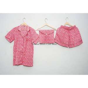 Elegante Conjunto de Pijama Indio Hecho a Mano 100% Algodón, Hermoso Estampado a Bloque, Estilo Vintage, Ropa de Dormir Corta - Product Image 1