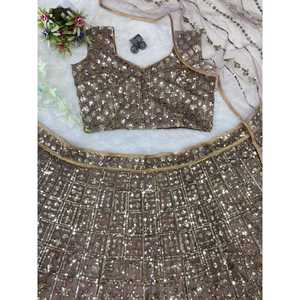 Diseñador Multi-Sequence Work Lehenga Choli Hermosos suministros para fiestas - Product Image 2