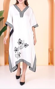 2026 Trendy Beautiful Dubai Embroid Kaftan for Women Hand Work Kaftan Traditional Islamic Clothing and Accessory Designed Cloths - Product Image 4