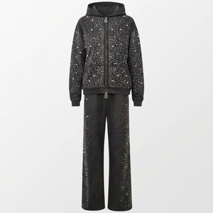 Conjunto Deportivo de Mujer con Pedrería, Sudadera con Cierre Brillante y Pantalones Anchos, Ropa Deportiva de Lujo con Brillo, Conjunto de Dos Piezas - Product Image 2