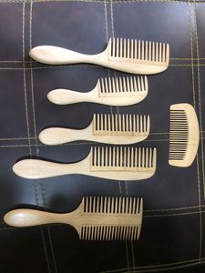 Peigne en bambou miniature écologique professionnel avec logo personnalisé, soin des cheveux naturel pour femmes enceintes, jeunes mamans, usage domestique tendance - Product Image 3