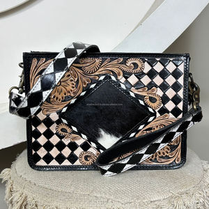 Conjunto de Bolso Bandolera Cruzado de Cuero Genuino con Diseño a Cuadros y Bolso de Mano con Correa de Muñeca, Elegante Conjunto de Dos Piezas para Mujer - Product Image 4