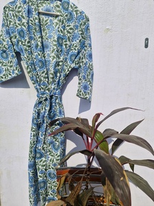 Robe Kimono en Coton Bleu à Motifs Floraux pour Femme, Peignoir Léger Bohème, Robe de Plage Kimono d'Été, Tenue d'Intérieur - Product Image 3