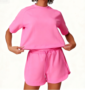 Ensemble de shorts de yoga décontractés pour femmes de haute qualité, en modal tricoté imprimé, doux et respirant, avec t-shirt à manches courtes et cordon de serrage, coupe ample - Product Image 3