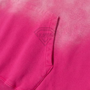 ผู้ผลิต OEM เสื้อฮู้ดดี้สีชมพูแบบย้อมสี  ทรงหลวม ผ้าฟลีซหนานุ่ม สวมใส่สบาย  สำหรับทุกเพศ  สไตล์สตรีทแวร์ลำลอง  รับดรอปชิป - Product Image 5