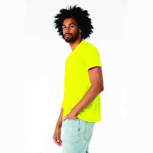T-shirt de sport respirant et à séchage rapide pour homme – Produit personnalisable très demandé, durable et abordable. - Product Image 2