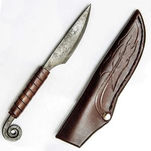 Couteau médiéval de haute qualité, forgé à la main en acier à haute teneur en carbone, style antique, couteau utilitaire médiéval à lame pleine, avec étui en cuir - Product Image 2