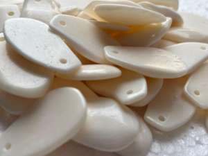 Abalorios de Dientes de Alce Naturales Hechos a Mano, 100% Auténticos, Blancos Bovinos de 8mm, para Fabricación de Joyas, Ganchillo, Incrustaciones y Manualidades DIY - Product Image 3