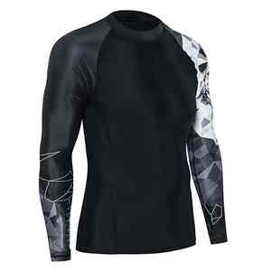 เสื้อยืดออกกำลังกายผู้ชายแบบรัดรูป ผลิตจากโพลีเอสเตอร์และผ้าฝ้าย แห้งเร็ว ระบายอากาศได้ดี แขนยาว เป็นมิตรต่อสิ่งแวดล้อม ปรับแต่งขนาดและสีได้ - Product Image 6