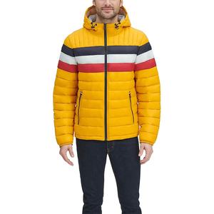 Chaqueta de Invierno con Capucha de Nailon Personalizada al por Mayor para Hombre, Chaqueta Acolchada con Relleno de Plumón, Estilo Outdoor - Product Image 5