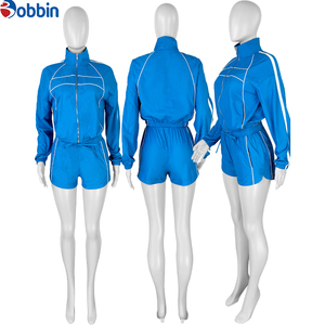 ชุดเซ็ตแฟชั่นสำหรับผู้หญิง เสื้อแจ็คเก็ตสั้น ชุดวอร์มระบายอากาศ กันลม ไซส์ใหญ่ ชุดเซ็ตขาสั้นสำหรับฤดูใบไม้ผลิและฤดูร้อน - Product Image 2