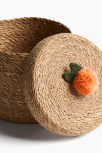 Juego de 2 cestas decorativas redondas de mimbre con tapa, cestas de almacenamiento hechas a mano, venta al por mayor, ecológicas, hechas en Vietnam - Product Image 3