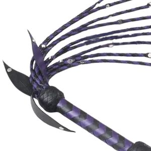 Flogger en cuir BDSM de qualité supérieure pour débutants et joueurs expérimentés - Product Image 5
