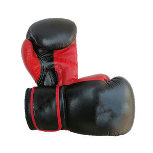 Gants de boxe en cuir avec logo personnalisé pour l'entraînement professionnel - Fermeture à lacets antidérapante et durable pour les compétitions - Product Image 2