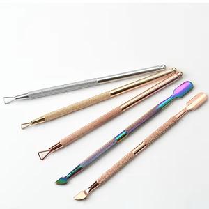 Juego de Herramientas de Metal de Doble Punta para Empujar Cutículas, Instrumento de Manicura Reutilizable con Acabado en Oro Rosa - Product Image 6