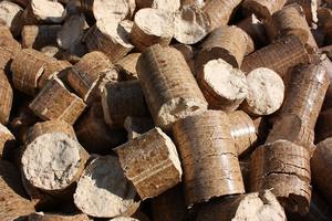 Briquettes de bois de pin de qualité supérieure - Origine Autriche, haute qualité, pour refroidissement et chauffage, économie d'énergie, emballage personnalisé, prix de gros - Product Image 2