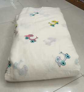 Cotton Multiwork <b>Fabric</b> Width 44 Floral Pattern Home Textile Bedding Material Breathable <b>Medium</b> Weight Woven Plain Style - Product Image 5