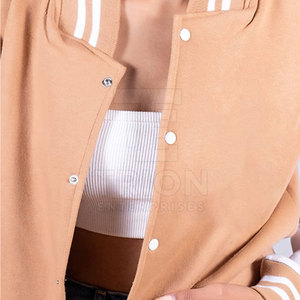 Chaqueta Letterman de Primera Calidad para Mujer, Chaqueta Letterman Personalizada para Mujer, Chaqueta Letterman de Alta Calidad para Mujer, Invierno - Product Image 4