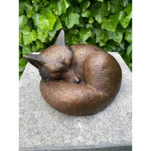 Outdoor Decoration Sleeping Fox Sculpture Bronze Finish <b>hand</b> <b>Casted</b> Technique Vintage Fox Statue For Garden Supplies & Decor - Product Image 1