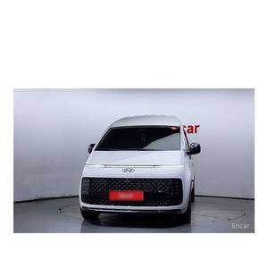 Hyundai Staria Lounge de 7 Plazas, Modelo Agosto 2023, 16,702 km, Diésel, Caja de Cambios Automática, Asientos de Cuero, Cámara Trasera, Volante a la Izquierda - Product Image 3